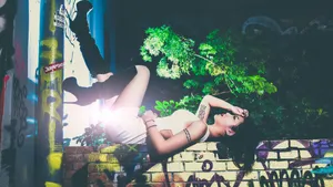 个性酷美女图片壁纸_8