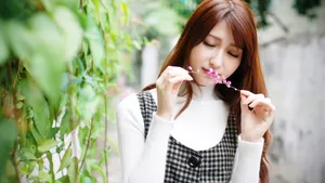 温柔甜美美女图片壁纸_2