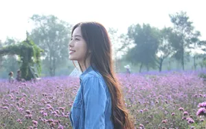 温心美女校花电脑壁纸_2