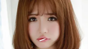 高清美女女生头像图片_7