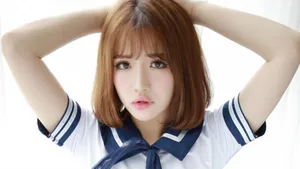 高清美女女生头像图片_11