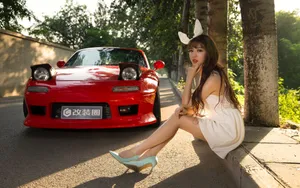 马自达MX5美女性感车模图片_12