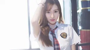 青春制服美女图片壁纸_7