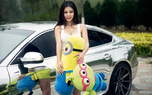 奥迪A5超短裙美女嫩模图片_3
