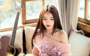 吉他文雅气质美女图片_6