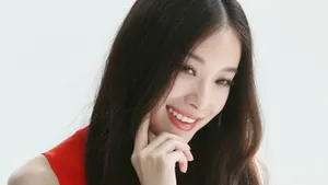 时尚美女倪妮图片壁纸_5