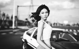 青春凹凸性感美女车模壁纸_12