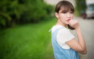 美丽恬静女生生活照_5