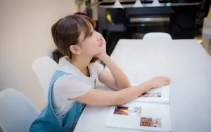 美丽恬静女生生活照_18