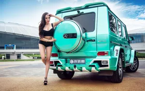 奔驰G63 AMG改装车美女车模图片_5