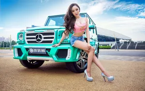 奔驰G63 AMG改装车美女车模图片_6
