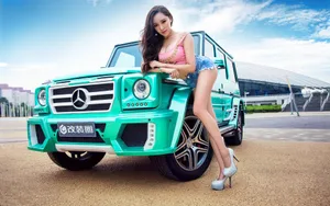 奔驰G63 AMG改装车美女车模图片_9