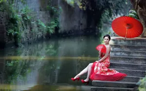 中国红旗袍美女图片_8