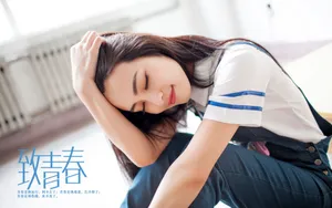 致青春校花美女图片_2