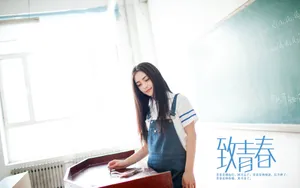 致青春校花美女图片_7