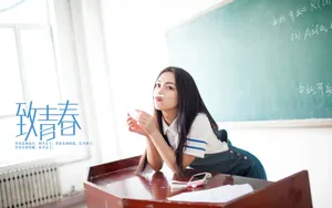 致青春校花美女图片_8