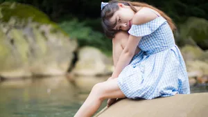 小萝莉美女柳侑绮h图片_3