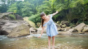 小萝莉美女柳侑绮h图片_6