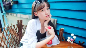 清新可爱的美少女壁纸_2