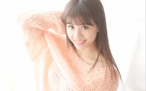 好看的美女黄色图片_6
