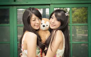 双胞胎姐妹花美女壁纸_6