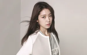 气质美女朴信惠图片_3