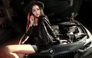 宝马3系F35美女模特壁纸_11