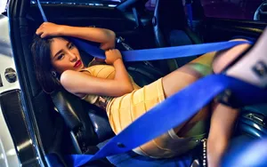 保时捷996 Carrera 美女模特壁纸_8