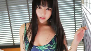 面无表情的美女图片_5