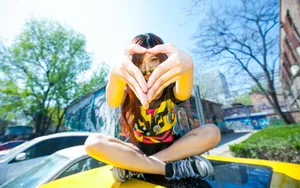 青春阳光美女赵奕欢壁纸_4
