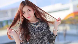美女户外生活照图片_8