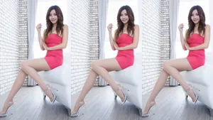超短裙丝袜美女图片_4