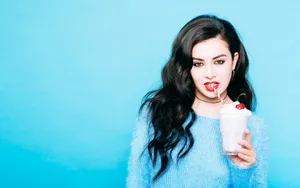 charli xcx桌面壁纸_2