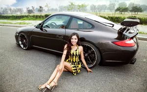 保时捷911美女车模壁纸_5