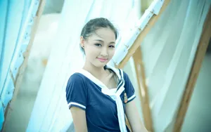 青春校园美女桌面壁纸_8