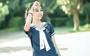 青春校园美女桌面壁纸_12