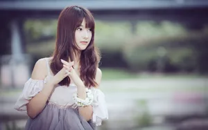 清新女孩电脑壁纸