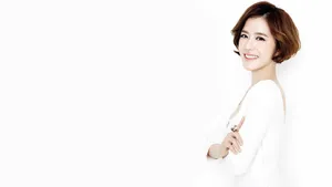 韩国美女杨真诚壁纸