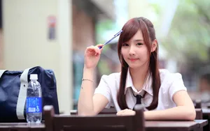 爱心学生妹电脑壁纸_7