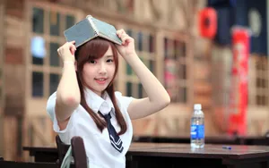 爱心学生妹电脑壁纸_9
