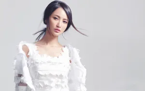 女演员张歆艺多姿图片_2