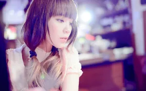 小清新美女模特桌面壁纸_6