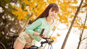 清纯运动美女桌面壁纸_6