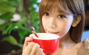 清纯美女图片壁纸