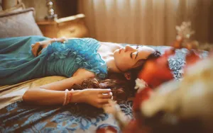美女魅影写真桌面壁纸_2