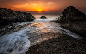 海岸岩石风光图片壁纸_2