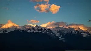 云南梅里雪山图片_5