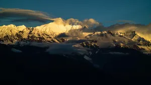 云南梅里雪山图片_15