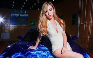 雪佛兰科迈罗美女模特壁纸
