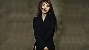 高清青春美女裴秀智图片壁纸_2